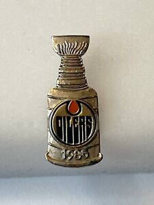 Rare Vintage 1985 Edmonton Oilers Stanley Cup Champions Lapel Pin