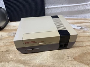 Nintendo Entertainment System NES-001 Console Only for Parts or Repair - Picture 1 of 9