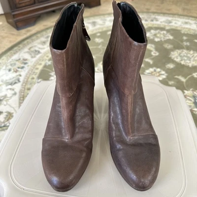 RAG & BONE Newbury Brown Leather Block Heel Ankle Bootie Zip Size 41/9.5 - Image 1 of 4