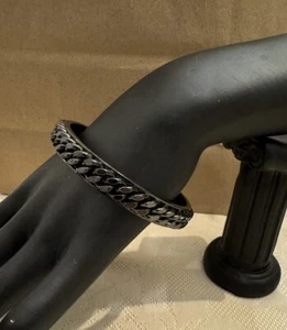 J Crew Bangle Bracelet Gunmetal Pewter Silver Chunky Cuban Curb Link - Picture 1 of 2