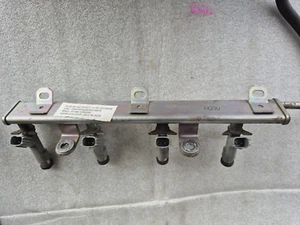 SUZUKI FZ SWIFT FZC82S K14B Injectors + Fuel Rail 75,178kms 02/2011-6/2017 - Imagen 1 de 3