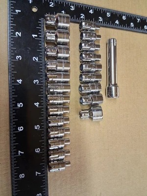 Lote de enchufes Craftsman Max Axess cromados "1/4 unidades" con extensión MM + SAE Foto 1 de 4