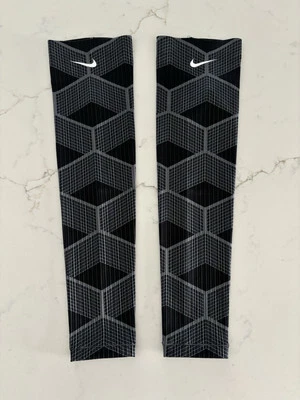 Nike Pro Elite Kenya Team Issued Running Sleeves Black CK3474-001 Size Medium - Image 1 of 4