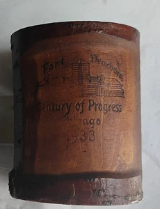 1933 Century of Progess, Chicago, Fort Dearborn, Souvenir Bank, Wooden Log - Picture 1 of 4