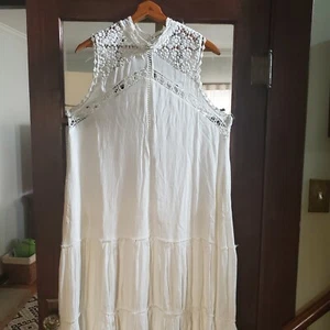 FATE Emroidered White Chiffon Dress WEDDING/GRADUATION/ANNIVERSARY Size Large - Picture 1 of 7