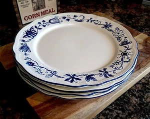"JUEGO DE (4) PLATOS DE CENA FESTONEADOS FLORALES AZUL OSCURO IKEA ARV IDYLL 11"" Portugal" - Imagen 1 de 3