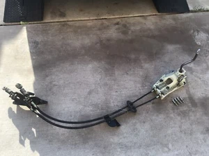 97-01 Honda CR-V 2.0L Manual Trans 5-Speed Shifter Shift Cables W/bracket CRVL - Picture 1 of 3