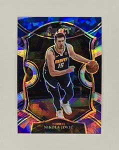 Panini Select Nikola Jokić #58 2020-21 azul blanco púrpura hielo agrietado Prizm - Imagen 1 de 9