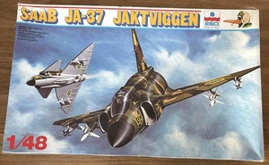 ESCI 1/48 Scale SAAB JA-37 Jaktviggen Plastic Model Kit 4059 - Picture 1 of 8
