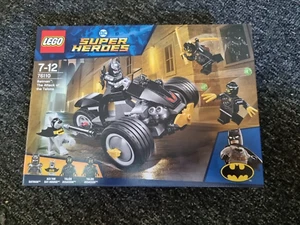 LEGO Dc Comics Super Heroes: Batman: The Attack of The Talons (76110) - Bild 1 von 3