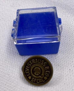 Vintage Levi’s Strauss & Co. Employee Quality Lapel Pin - Picture 1 of 5