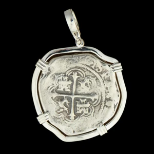 Atocha Sunken Treasure Jewelry - Large Pieces of 8 Silver Coin w/Date Pendant - Picture 1 of 6