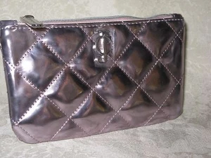 Estuche de cosméticos Juicy Couture. Púrpura claro. Nuevo. - Imagen 1 de 3