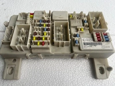 CENTRALINA PORTA FUSIBILI PER FORD Focus C-Max Serie 7M5T-14A073-CG Diesel 1.6 - Immagine 1 di 3