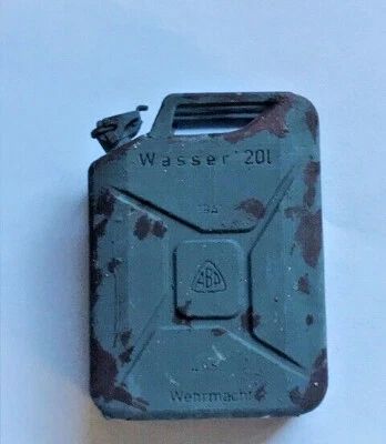 ASIATAM Wehrmacht Wasser Kanister 1:16