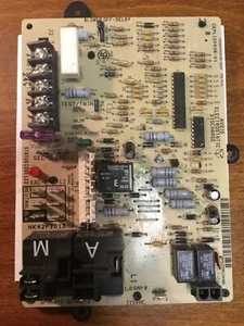 Carrier Control Board CEPL130438-01 CEBD43043806A 0604HK42FZ013 used #102 - Picture 1 of 7