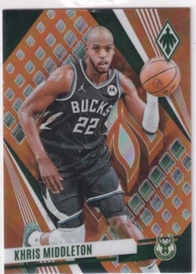 2023-24 Panini Phoenix NBA No. 199 Khris Middleton Orange Prizm 34/99 - Bild 1 von 2