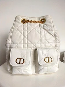 Authentischer Christian Dior Latte Medium Caro Multicarry Rucksack mit Kette - Bild 1 von 4