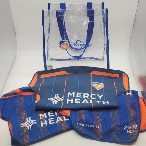 FC Cincinnati Swag 3 Rally Towels (2 From 2019) and Clear Carrying Bag Cover