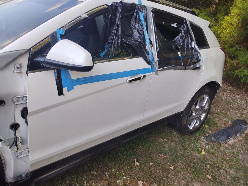 (SOLO RECOGIDA LOCAL) 10 11 12 13 14 15 16 CADILLAC SRX Puerta delantera lado del conductor Foto 1 de 1