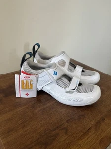 NWT Specialized Women’s Triathlon Cycling Shoes Size 38 BG White and Blue - Picture 1 of 13