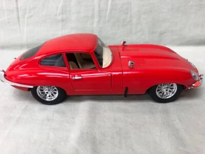 Burago 1961 Jaguar "E" - Picture 1 of 14