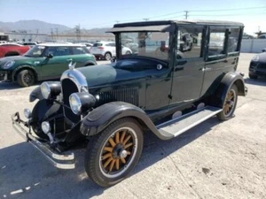 1926 Chrysler 60 Sedan 1926 CHRYSLER 4 DOOR SEDAN - Picture 1 of 12
