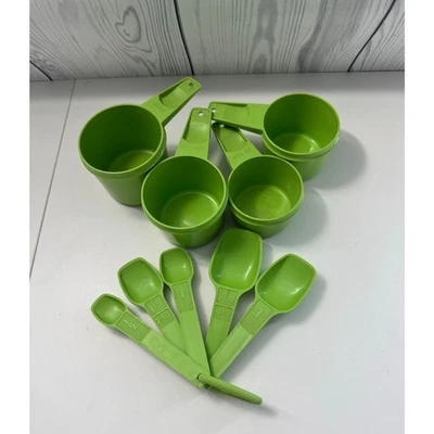 Vintage Tupperware Green Measuring Spoons Set w/Ring and Measuring Cup Set  - Image 1 of 2