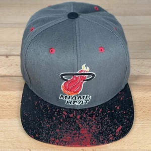 Miami Heat Mitchell & Ness Snapback Hat Cap NBA Red Splatter - Great Condition - Picture 1 of 8