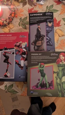 Diamond Gallery CATWOMAN, HARLEY QUINN, POISON IVY Gotham City Sirens DC Comics - Image 1 of 4