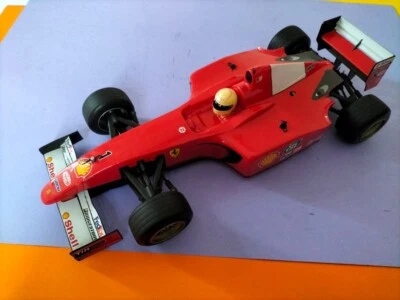 Tamiya 58288 1/10 RC FERRARI F2001 F201 4WD F1 Racing Car F201 Chassis Pre-owned - Immagine 1 di 4