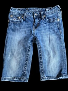 Miss Me Girls Size 12-Capri Medium Wash Blue Jeans Cropped Embellished Stretch - Picture 1 of 11