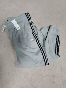 NWT Women's Adidas Essentials 3-stripes Animal Print Gray 7/8 Pants Size 3X - Picture 1 of 7