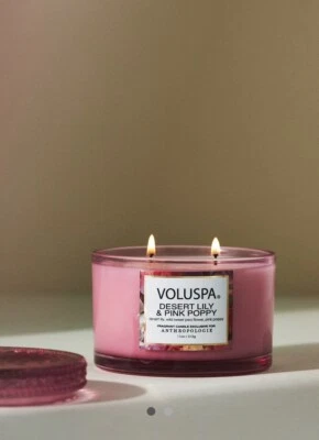 Anthropologie Voluspa Desierto Lirio Y Amapola Rosa Tarro Vela 11 Oz Foto 1 de 4
