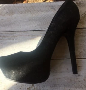 anne michelle heels Women 8.5 Black Suede Heel Platform Right Shoe Only. - Picture 1 of 9