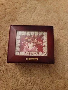 Kleine Schmuckschatulle aus Holz - Bild 1 von 7