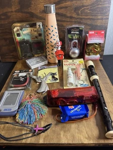 Trödel Schubladen Konvolut - Retro Kamera, Neuware, Schlüsselanhänger und mehr - Bild 1 von 7