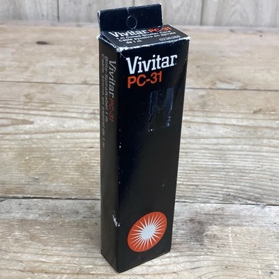 Vivitar PC-31 36-In. Coiled PC Extension Cord for Vivitar Flashes - Image 1 of 4