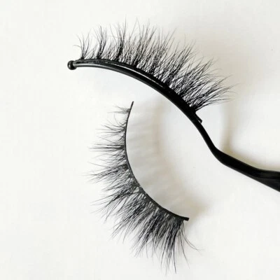 2023 New 3D Mink False Eyelashes Wispy Cross Fluffy Extension Lashes USA SELL - Image 1 of 4