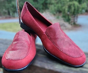 Trotters "Jess" Women's Flat Loafer Shoe Red Size 7M T2115-610 - Picture 1 of 11