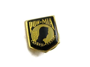 Pin POW MIA tono negro y dorado - Imagen 1 de 4