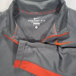 Nike Therma-Fit Men's Small Long Sleeve Gray Orange Stripe 1/4 Zip Pullover - Picture 1 of 8