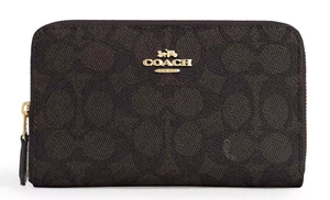 ❤️Coach Medium Id Zip Wallet - CW781 Walnut Bold Red Signature Canvas - NWT - Picture 1 of 4