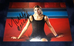 Juliya Levchenko signiert (Ukraine) - Bild 1 von 2