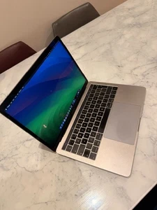 Macbook Pro, Near Perfect Condition, 16GB Memory, 256GB HD, macOS Sequoia - Picture 1 of 7