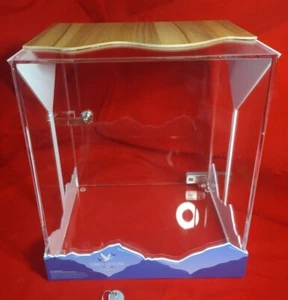 ¡Vitrina acrílica con bloqueo de vodka de ganso gris con llaves! - ¡Nuevo! - Imagen 1 de 12