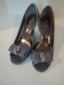 Nina Veleria-YG Peltre Refinado Plata Cuña Tacón Alto Mujer Cuña Alta, talla 8.5 - Imagen 1 de 13