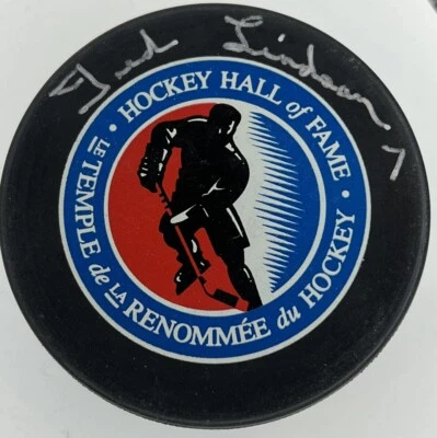 Шайба с логотипом Зала славы с автографом Теда Линдсея из Detroit Red Wings - Изображение 1 из 2