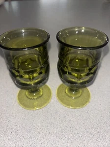 2 Vintage Green Indiana Glass Kings Crown Thumbprint Goblets Wine Sherry Glass - Picture 1 of 6