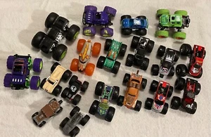 Monster Trucks Lot of 18 ,Madusa,chillin villain,metal mulisha,Jam Horse,Dragon - Picture 1 of 13